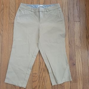 Dockers Women's Khaki Capri